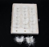 Fluturi pene coada rotunjita perlute cu puf albi 24/set